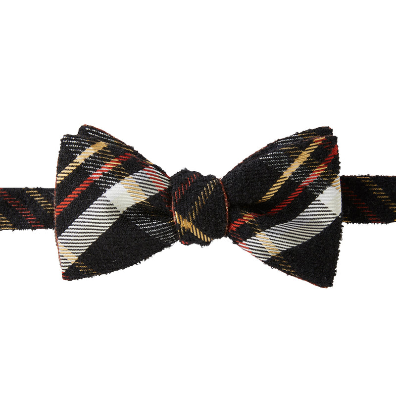 首元にリトル・ボリューム｜チェックシルクウール蝶タイ BLACK×YELLOW