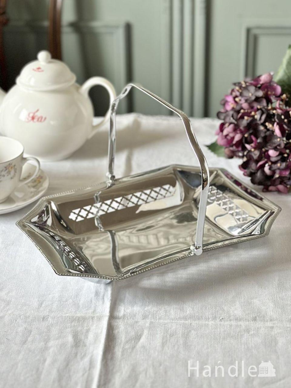 イギリスから届いたアンティークのシルバープレート、おしゃれな持ち