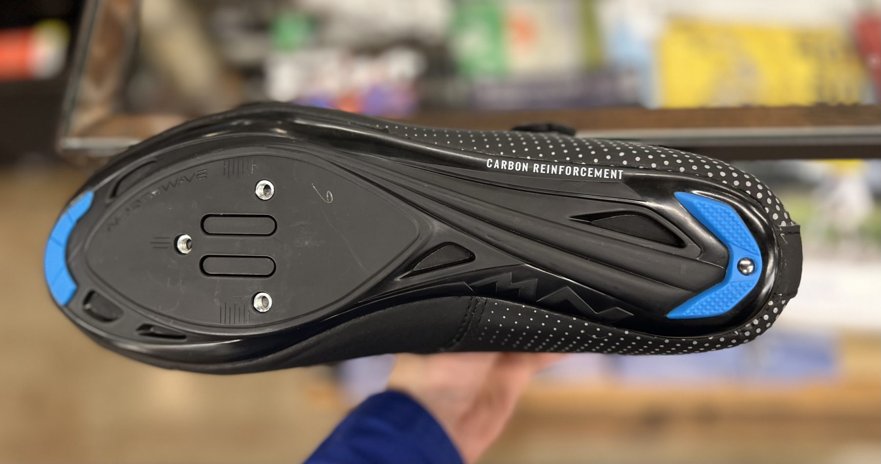 ウインターシューズという選択【 NORTH WAVE 】｜バイク・自転車の購入