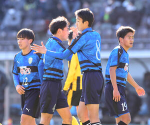 熊本・大津が前橋育英の攻撃封じ史上初の4強入り 山城監督「粘り強い