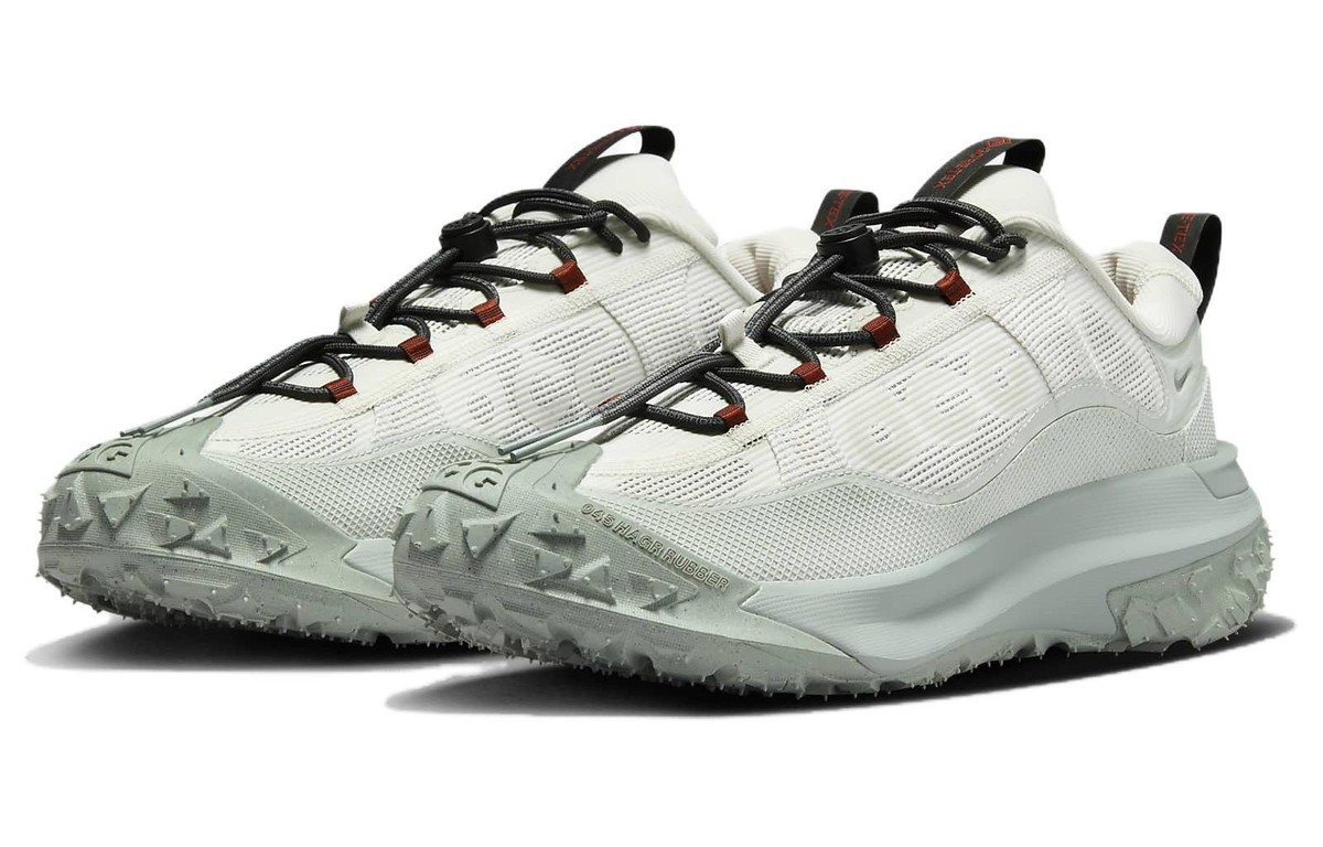 Level SS/New - Nike ACG Mountain Fly 2 GORE-TEX Light Silver