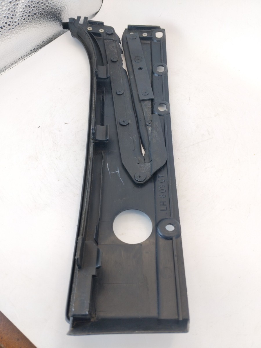 1990-1996 Nissan 300ZX Z32 Front Driver Left Door Finisher Trim