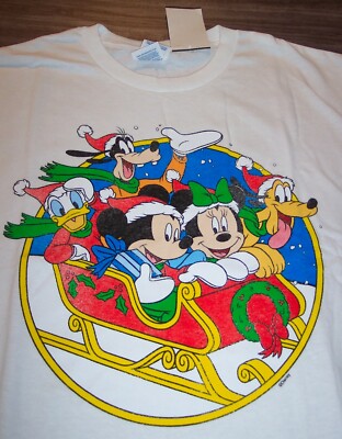 Walt Disney Christmas MICKEY MOUSE DONALD DUCK GOOFY PLUTO T-Shirt