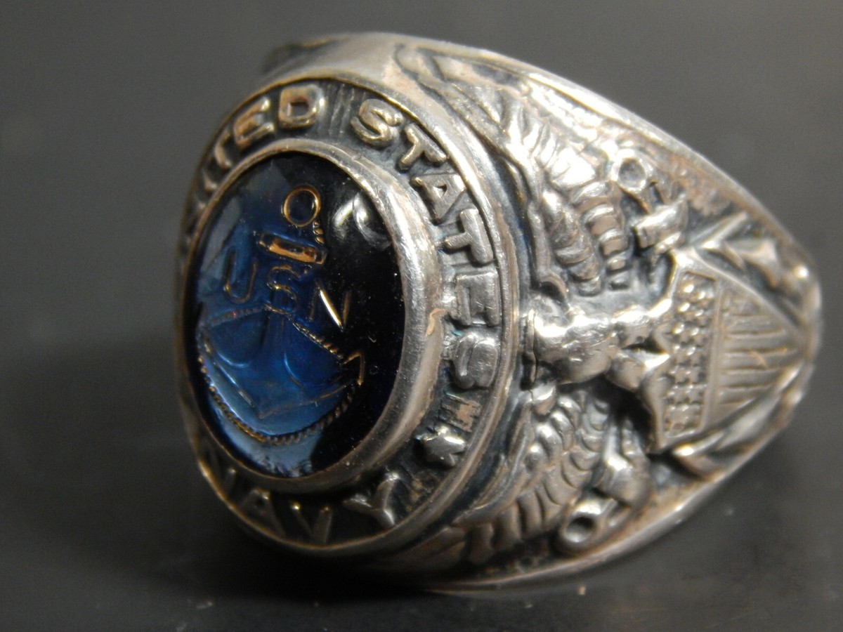 Vintage United States Navy sterling silver ring w/ blue stone