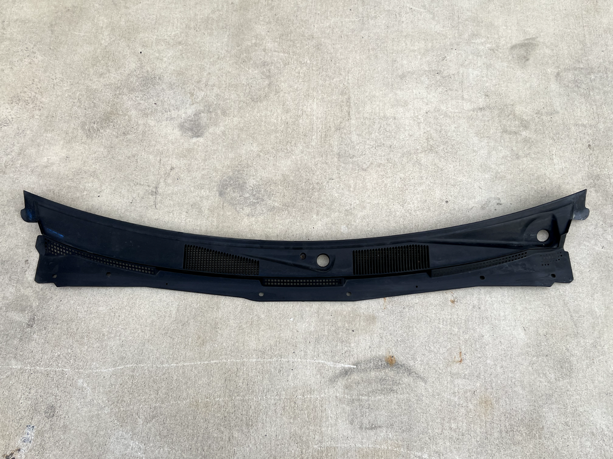 1995-1998 Nissan 240sx S14 OEM Front Windshield Wiper Cowl Trim