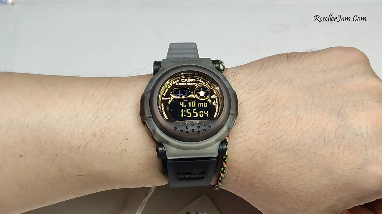 Casio G-Shock G-B001MVB-8 - YouTube