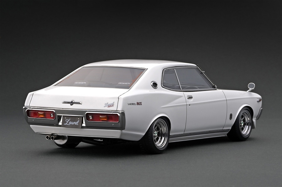 IG2403 1/18 Nissan Laurel 2000SGX (C130) White With Engine | LINE