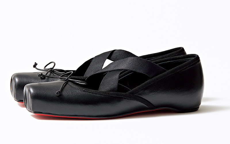 新作シューズ速報】華やかで足がきれい見えする『新世代バレエ』に注目