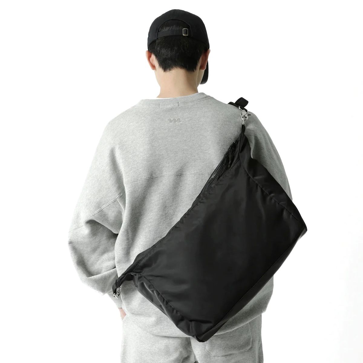 meltum - 【残りわずか】Pouch Shoulder Bag | ACRMTSM ONLINE STORE