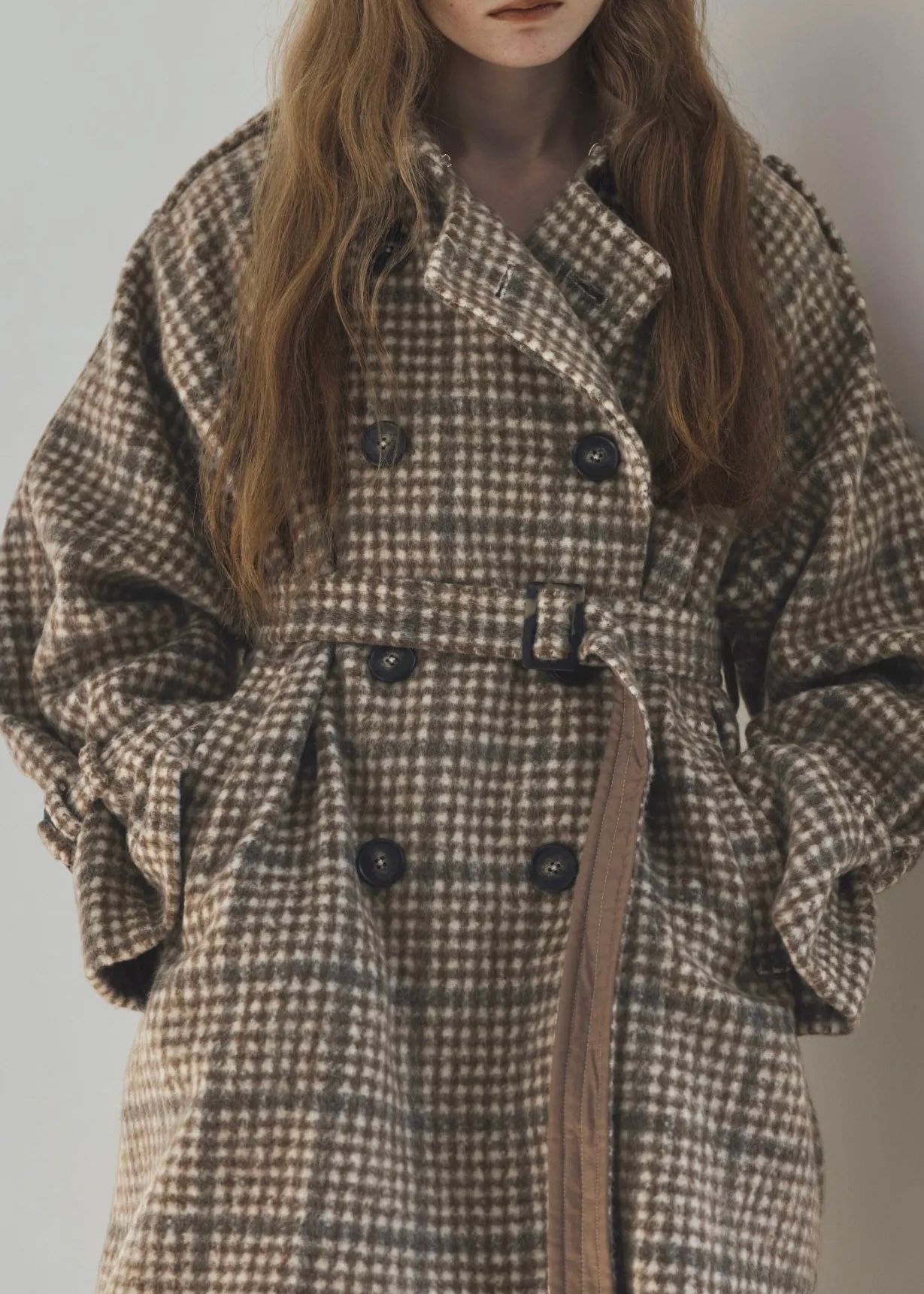WILLFULLY - middle shaggy volume sleeve trench coat / ミドル
