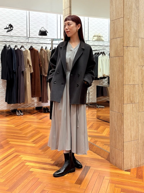 セール】ポケットデザインVネックワンピース（ワンピース）｜URBAN