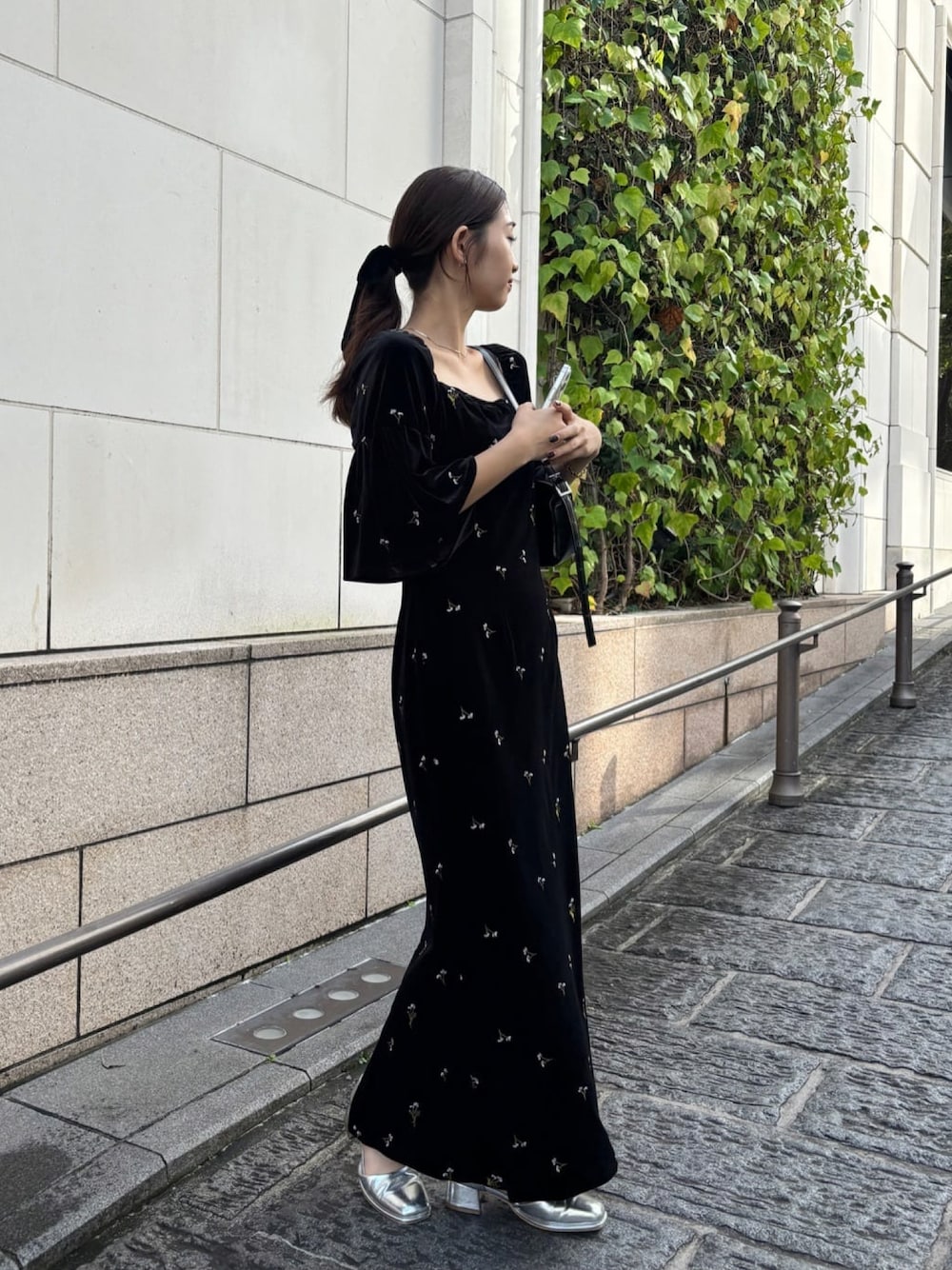 Kastane（カスタネ）の「【11.2(土)12:00発売】velour bell sleeve