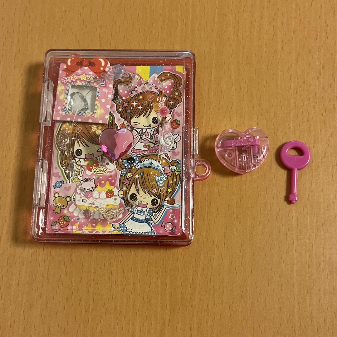 平成レトロ 女の子 カギ付きケース入りメモ帳 キラキラシール 付きの