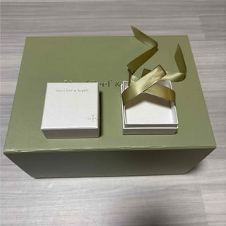 Van Cleef & Arpels（ショップ袋）のフリマアイテム一覧