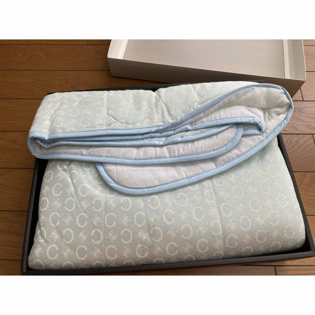 CELINE - セリーヌ 東京西川 合繊肌掛け布団の通販 by ケイ's shop