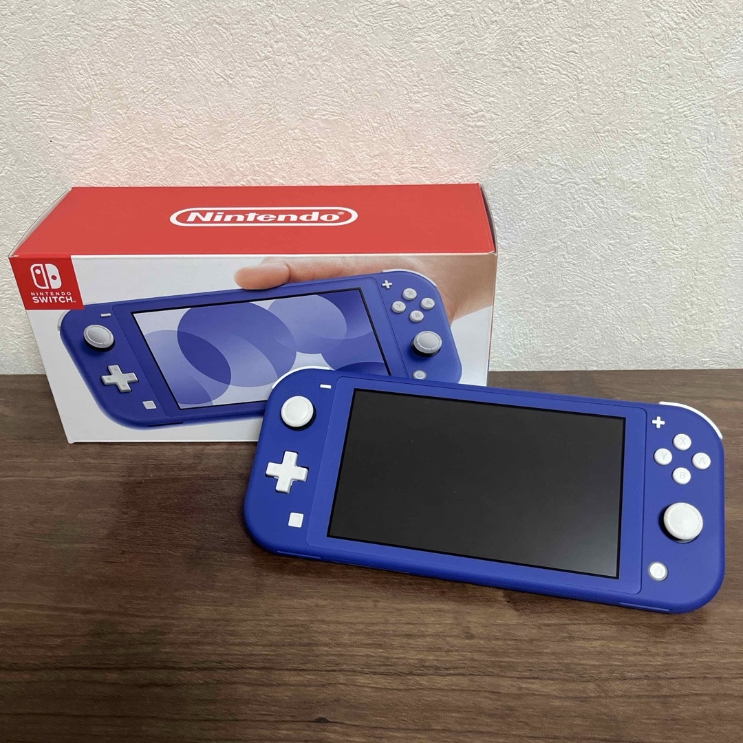 Nintendo Switch LITE 任天堂 スイッチライト ブルー