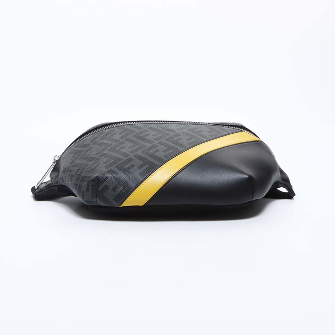 FENDI - フェンディ FENDI ズッカ ウエストバッグ【中古】の通販 by