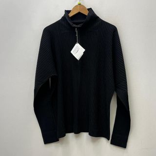 ISSEY MIYAKE（シャツ ・ ブラック/黒色系）のフリマアイテム一覧