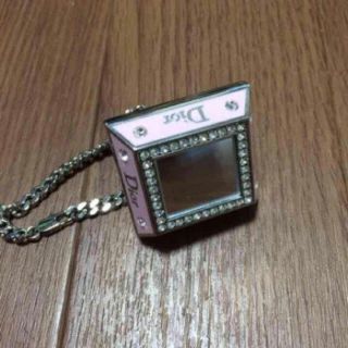 Christian Dior（リップグロス）のフリマアイテム一覧