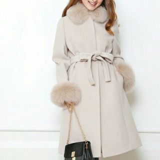 JUSGLITTY（毛皮/ファーコート）のフリマアイテム一覧