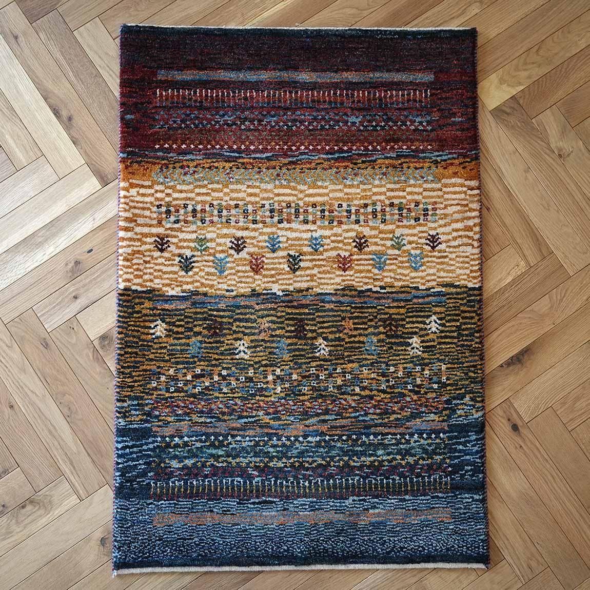 寒色から暖色へギャッベ105×71cm【送料無料】 - inie japan | ギャッベ