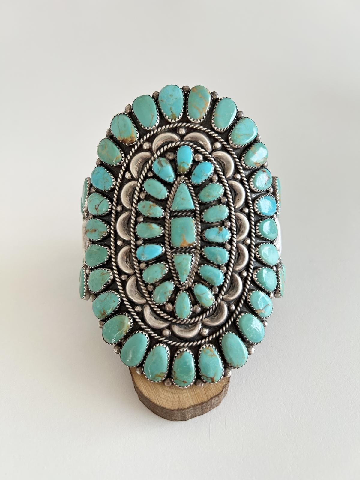 ナバホ族 キングマンターコイズクラスターバングル - インディアン