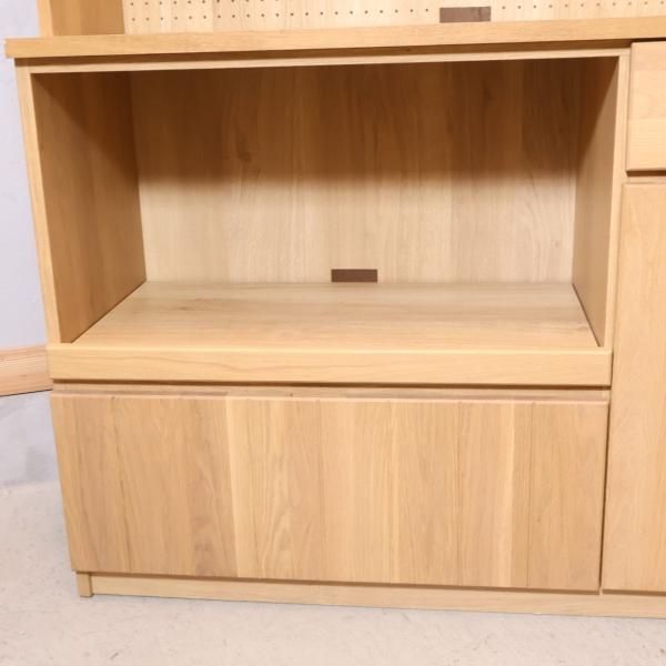 unico(ウニコ)のFREDIT(フレディット) キッチンボードです！スライド棚