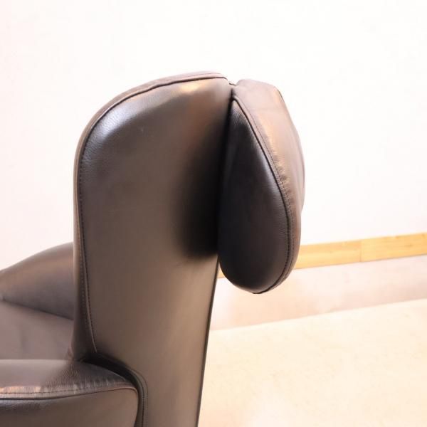 Cassina(カッシーナ) K10 DODO(ドド) シェーズロングです。上質な質感