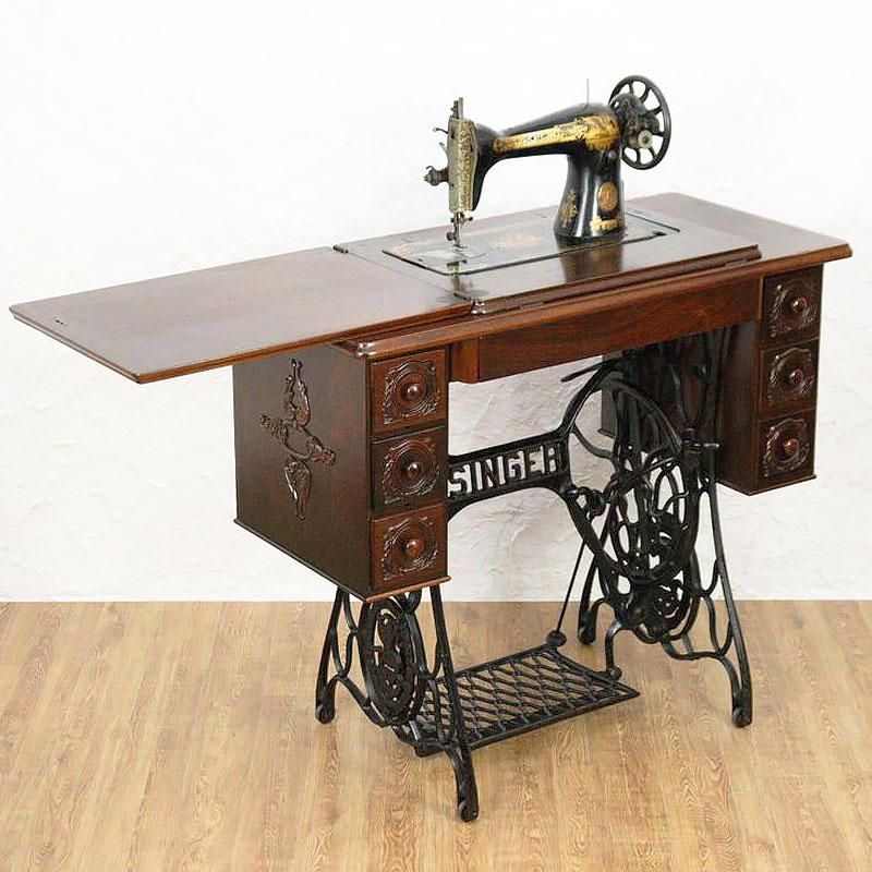 SINGER シンガーミシンテーブル｜彫刻入りウォルナット材と鉄脚の