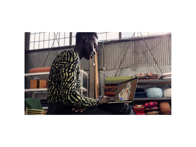 アップル、M3チップ搭載の13型/15型「MacBook Air」を本日3月8日に発売