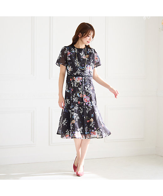 オーガンジー刺繍ワンピース（51012503） | Rose Tiara (Women