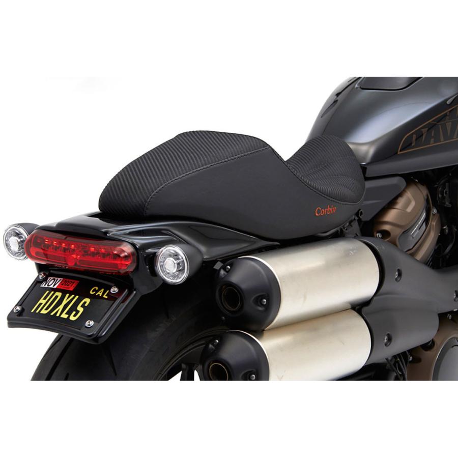 ハーレー・スポーツスターS ガンファイター・スマグラーシート Corbin