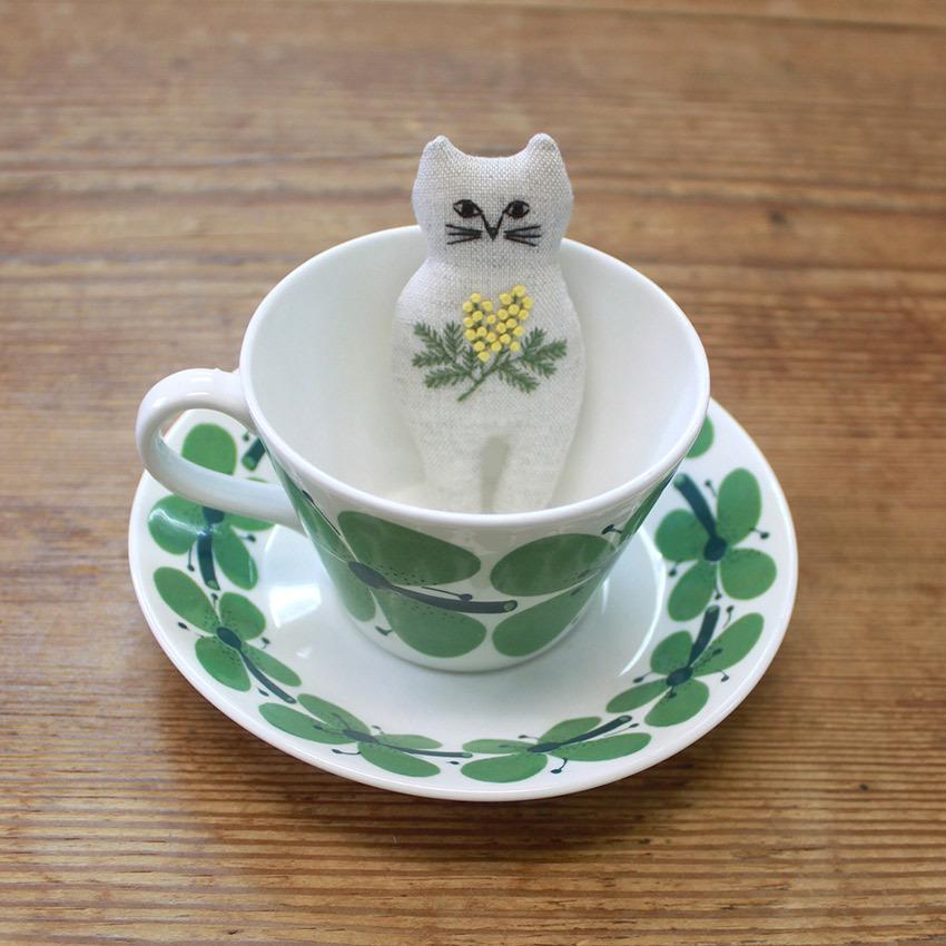 nekogaoさんの刺しゅうブローチキット ミモザ PHC-103-1 ／ piece ねこ