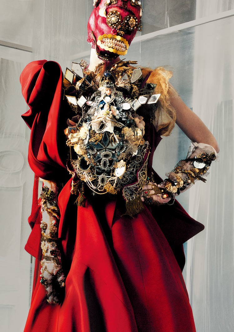 映画『ジョン・ガリアーノ 世界一愚かな天才デザイナー』公式サイト