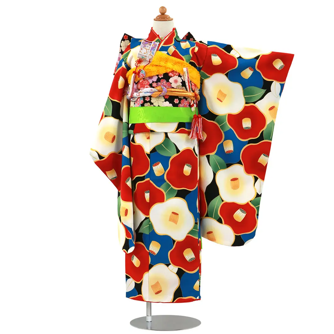 黒地に赤と青のレトロ椿の着物／七五三・七歳女の子 | 宅配着物