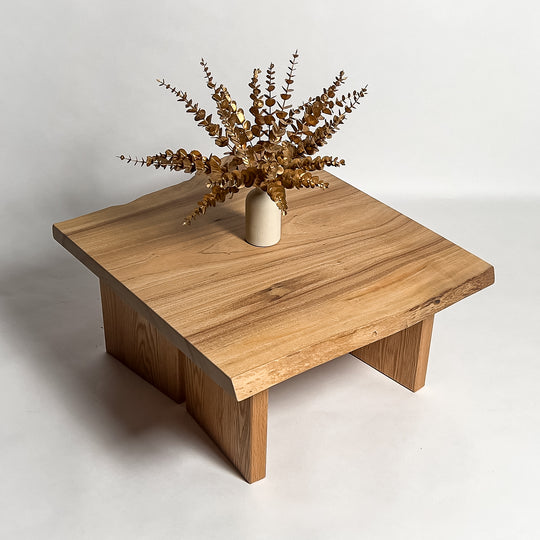 楠一枚板ローテーブル｜鬼童銘木（KIDOMEIMOKU） – 【公式】鬼童銘木