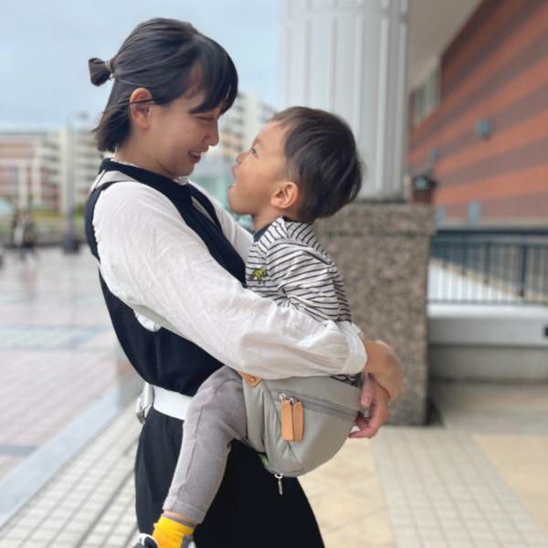 ノルンマーニ（N/ORN Mani）ショルダーバッグ×ヒップシート 生後7ヵ月