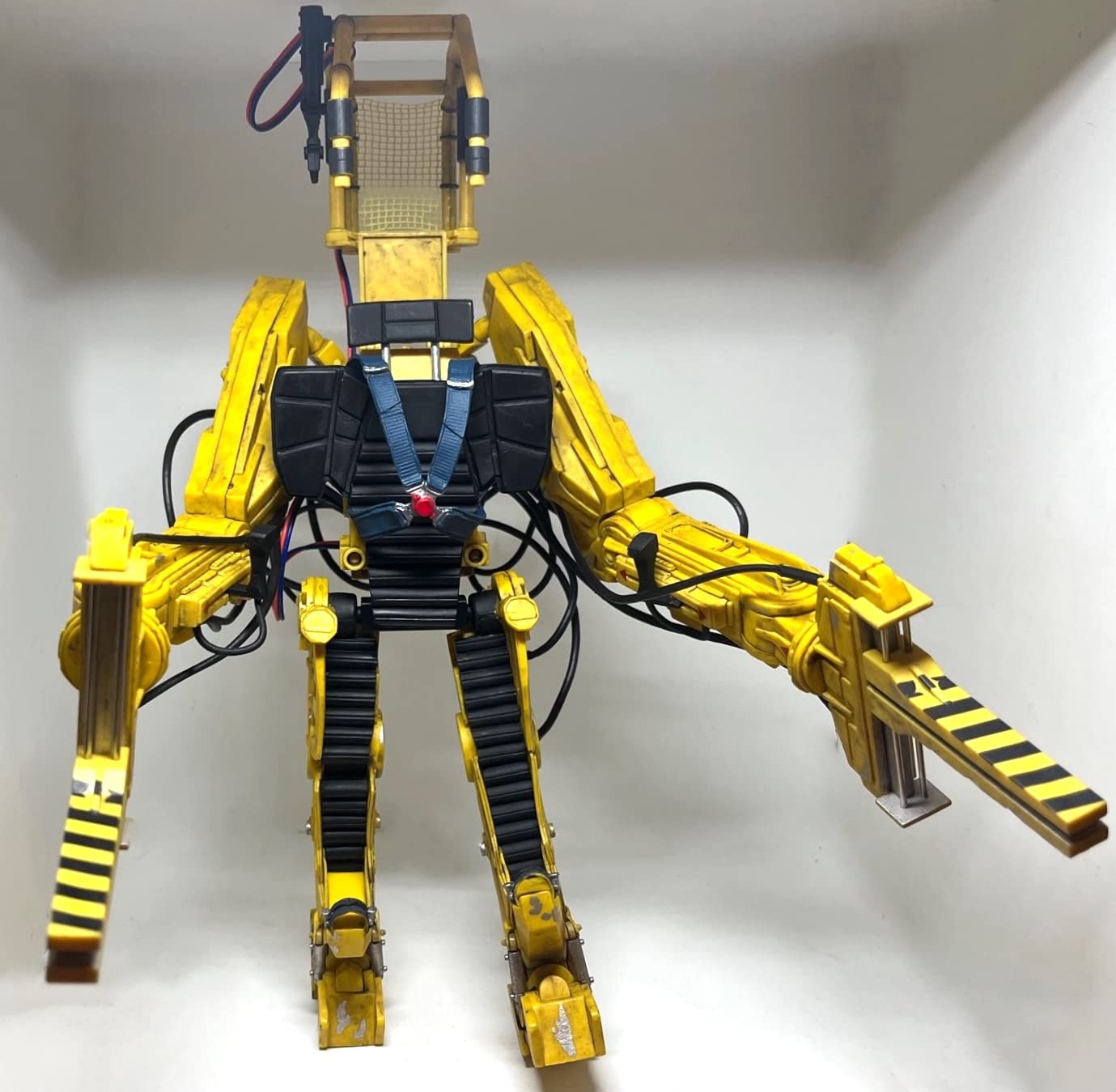 Amazon.co.jp: ネカ エイリアン 7インチアクションフィギュア