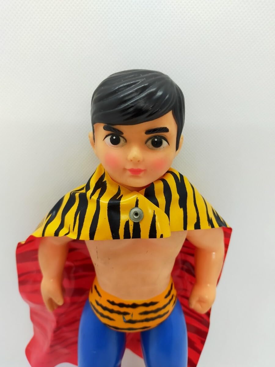 Amazon.co.jp: レア 中嶋製作所 タイガーマスク 面取れ ソフビ 人形