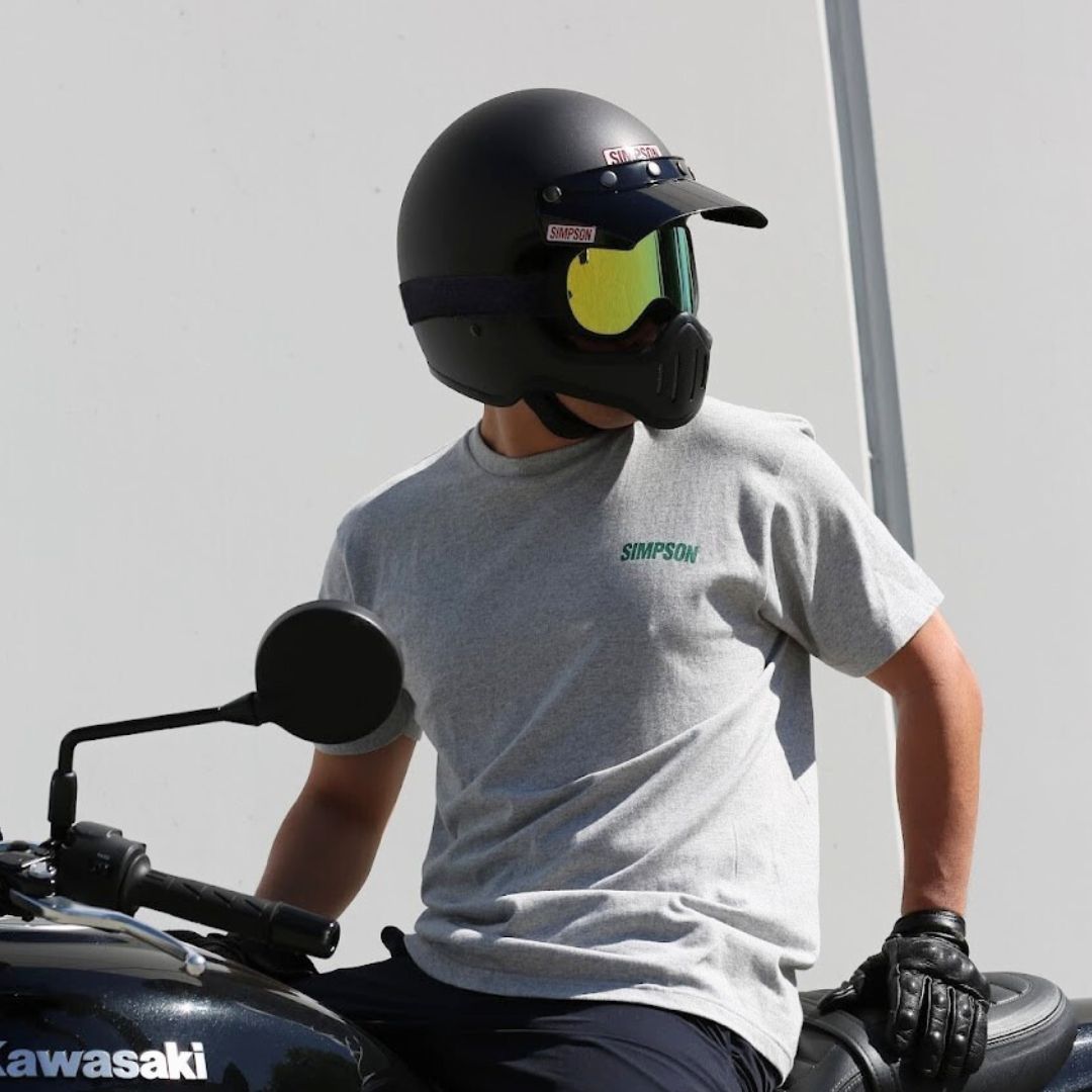 バイザー M50用 ブラック | SIMPSONヘルメット公認オンラインストア