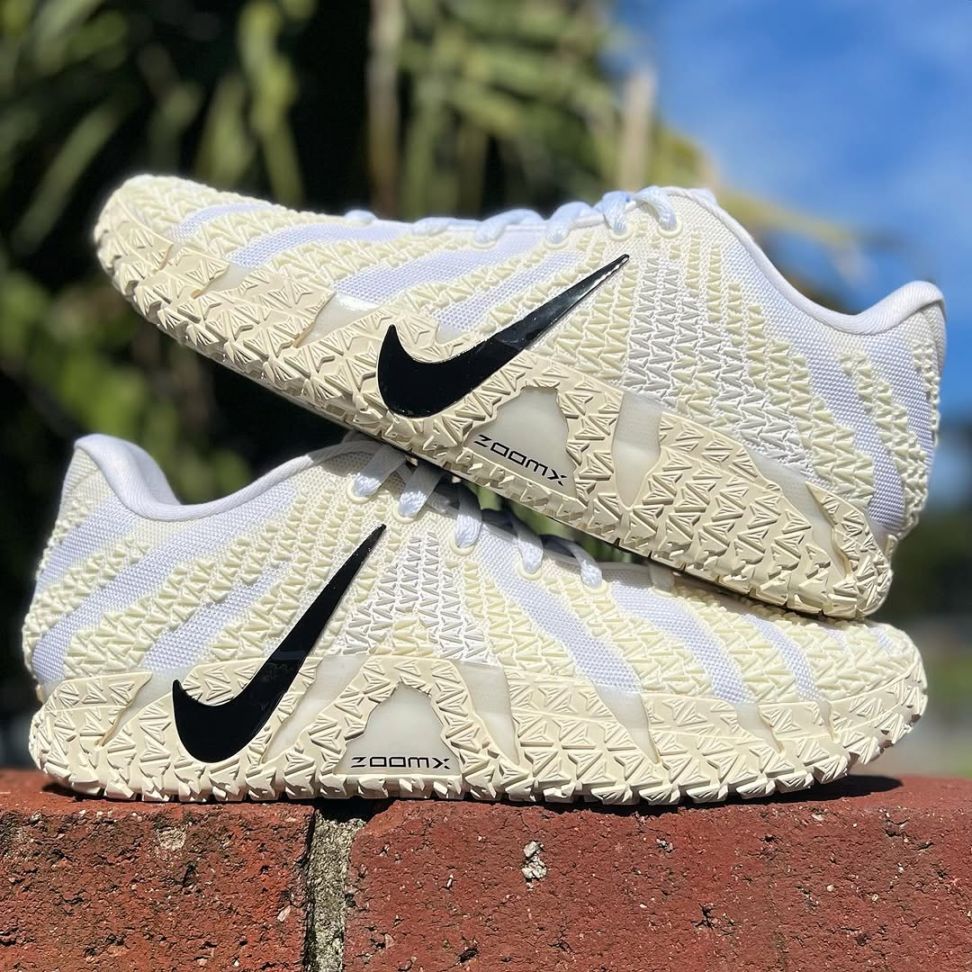 NIKE JA 3 EP 'COCONUT MILK' ナイキ ジャ 3 ジャ モラント 【MEN'S
