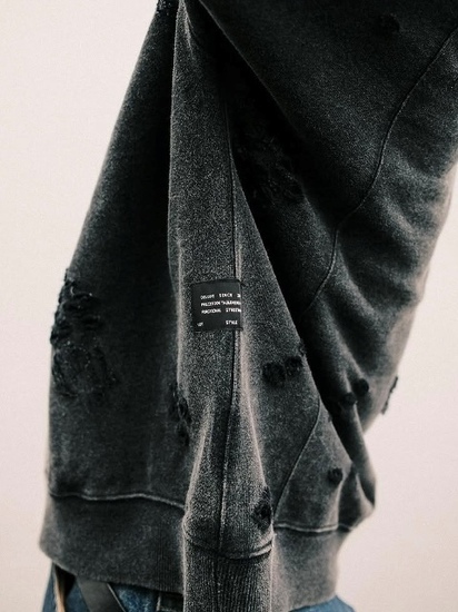 DELUXE 「Sabotage」 ダメージ加工 クルーネックスウェット