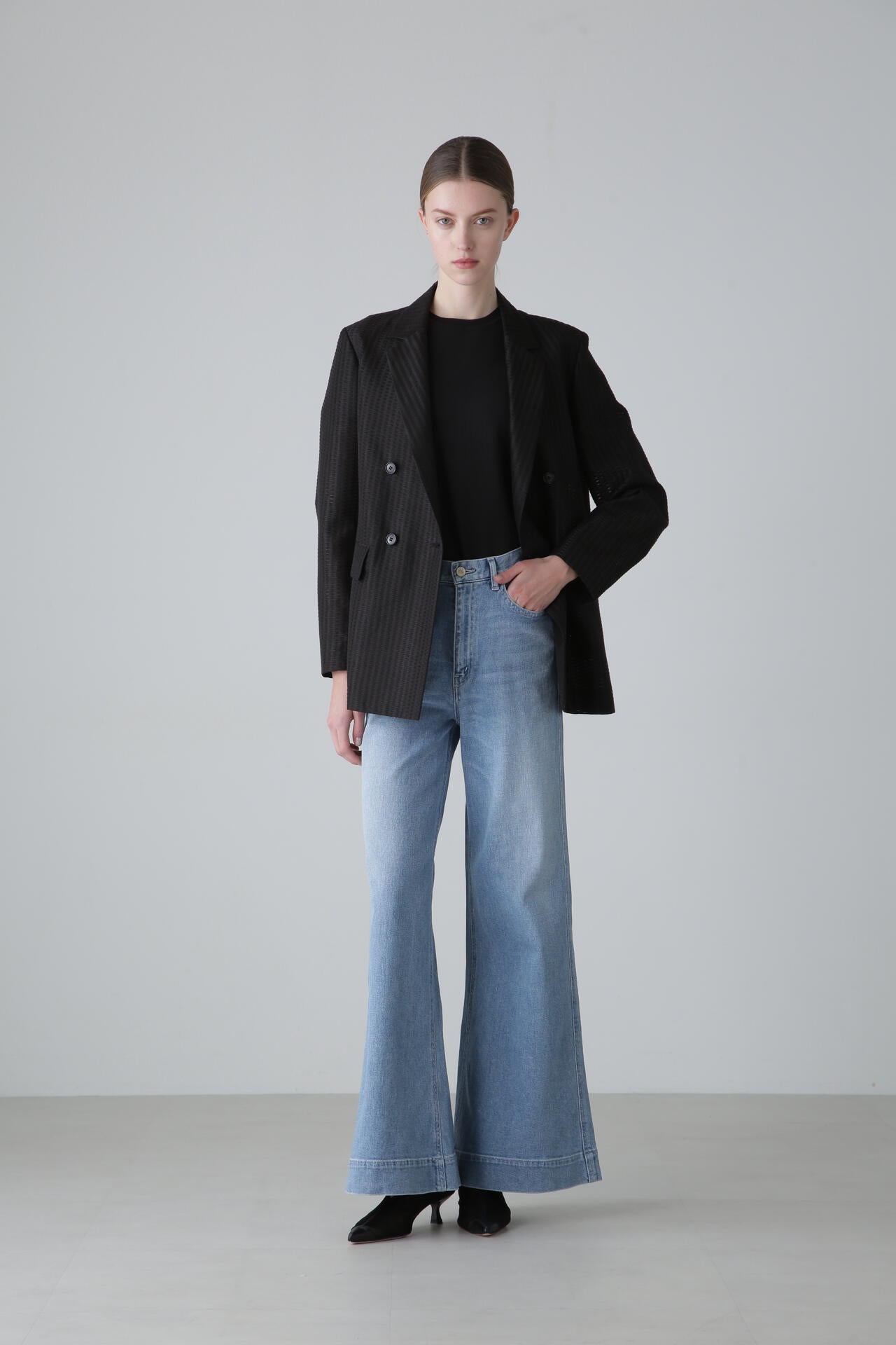 SERGE】ワイドフレアデニム | ADORE（アドーア） ｜【公式】通販