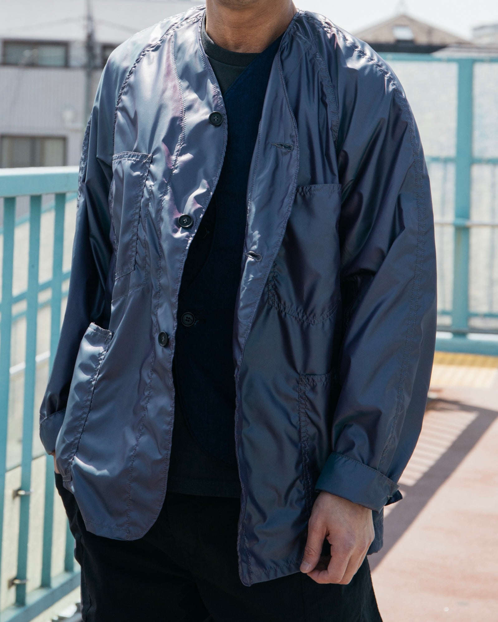 3103 PTN POST 42 DV : poly taffeta iridescent navy