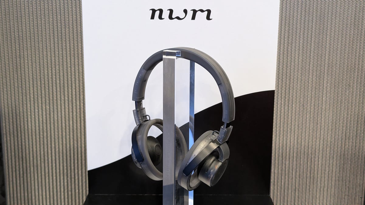 新着商品】nwm（ヌーム） オープンイヤー型 耳をふさがない ダーク