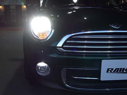 ミニ クラブマン(R55) ヘッドライトLED化&LEDライト装着 - BMW&MINI