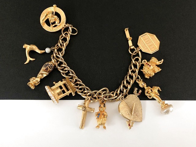 ゴールドトーン チャームブレスレット USA ヴィンテージ アクセサリー