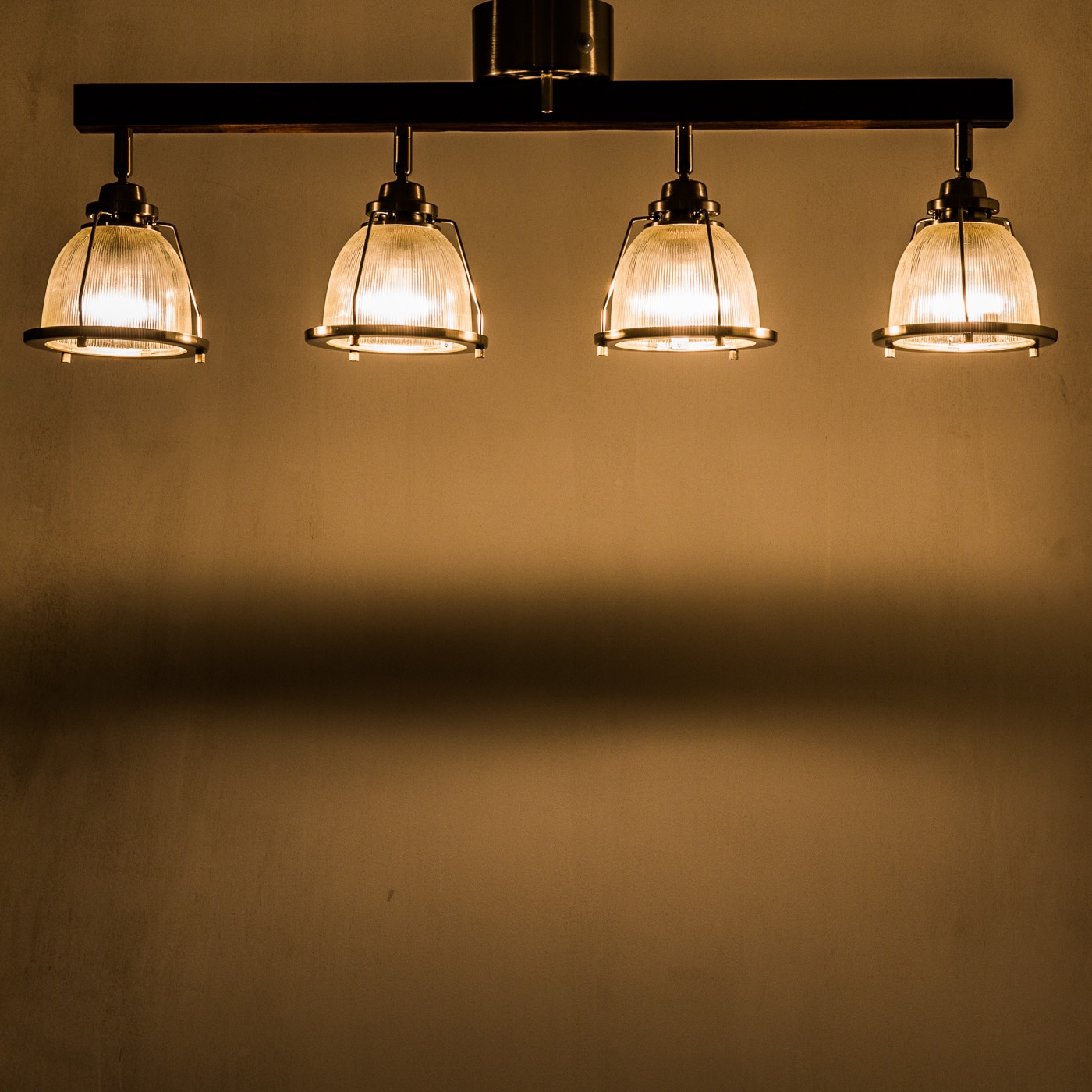 ダイナー 4 | ハモサ(HERMOSA) | リグナ通常品 | おしゃれな家具通販