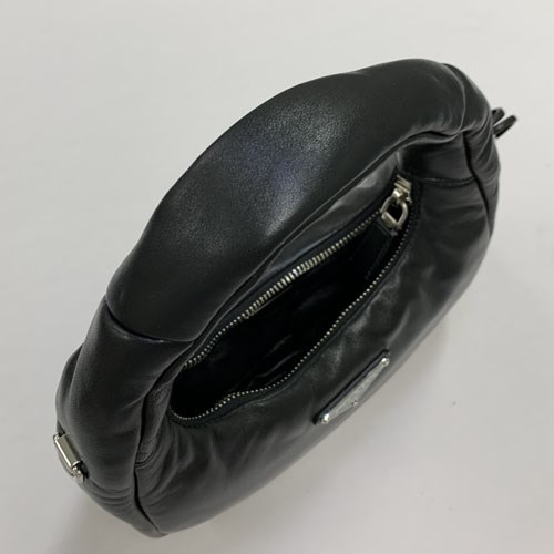 PRADA（プラダ） ソフト パデッドレザー ミニバッグ レディース