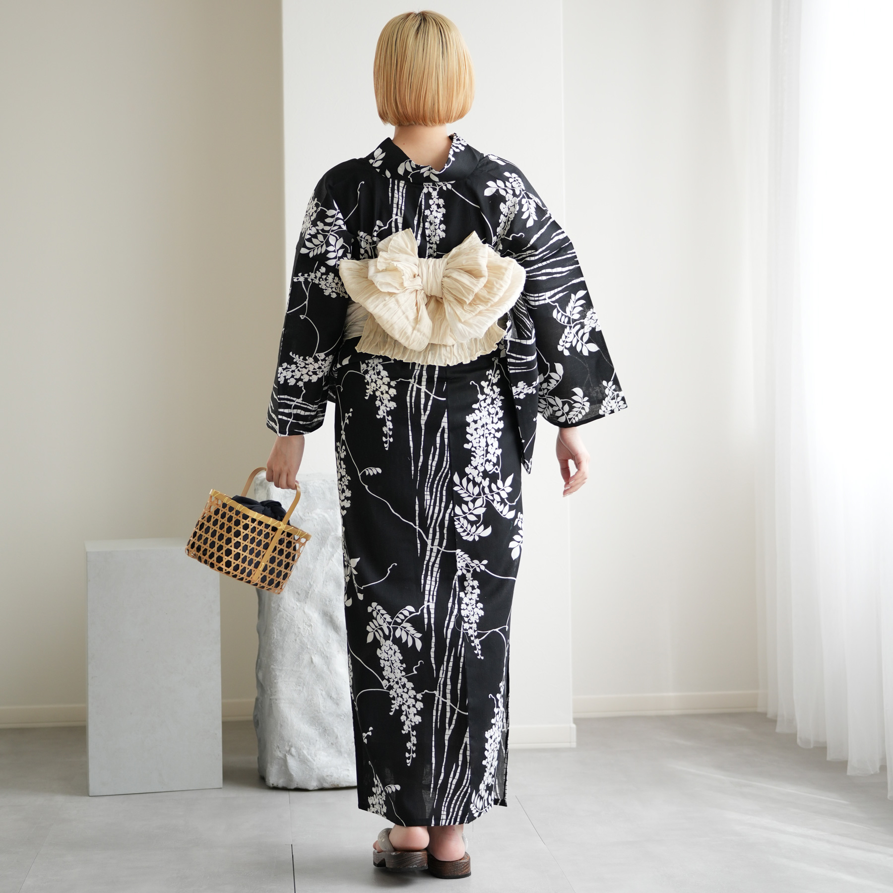 utatane 浴衣 レディース セット 高級変わり織 浴衣3点セット 黒地に白